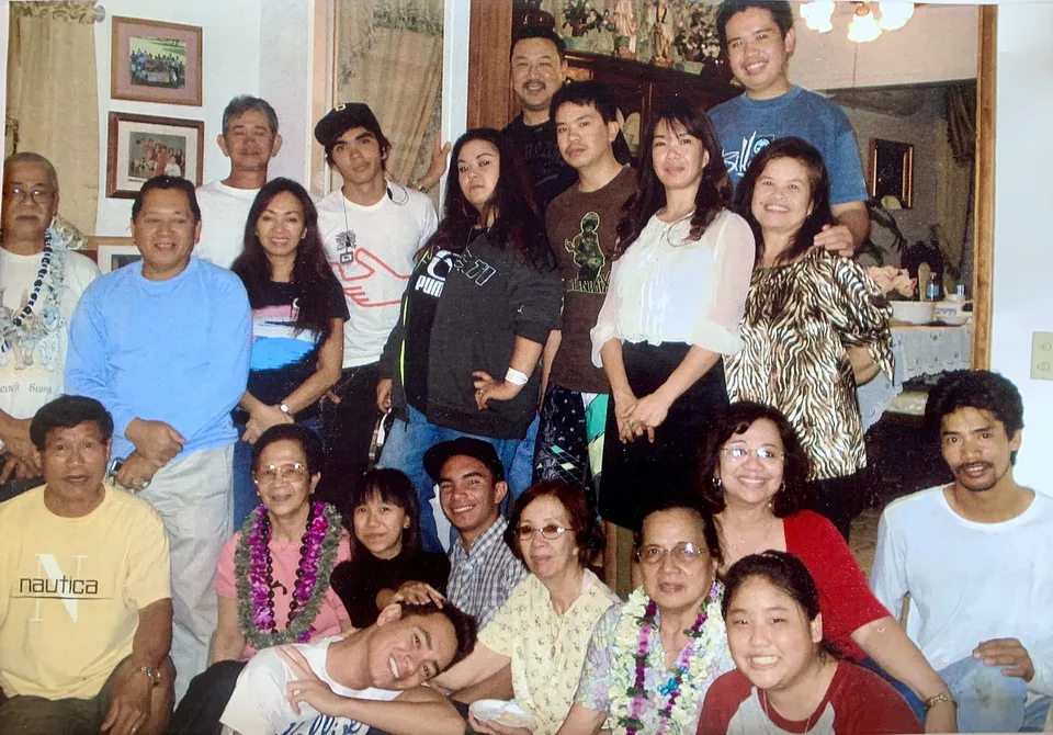 big family living room gathering